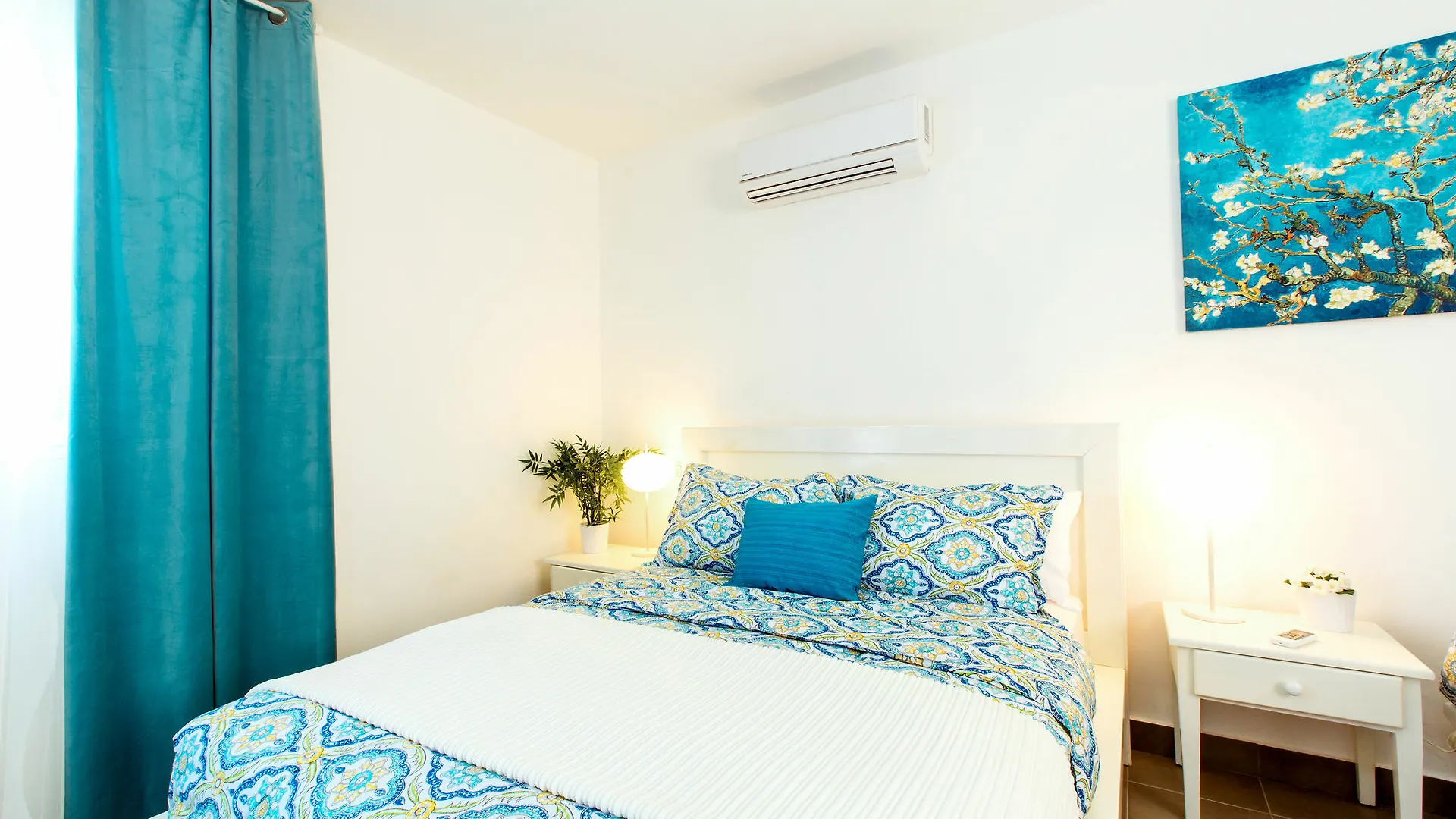 Hotel Tropicana Suites Deluxe Bavaro 4*,